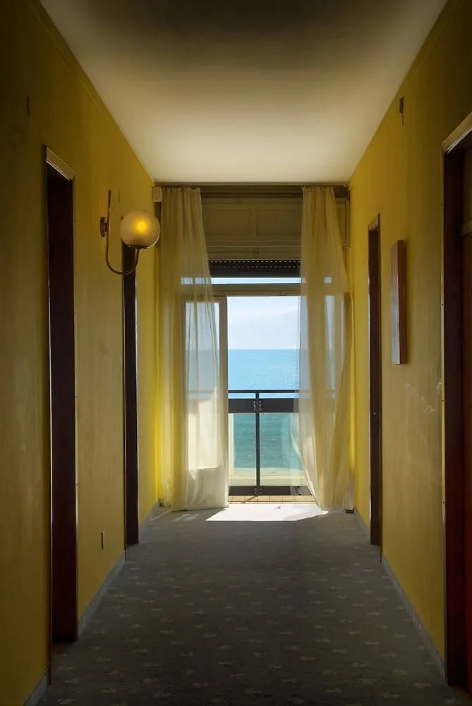 Hotel Tritone Jesolo Lido